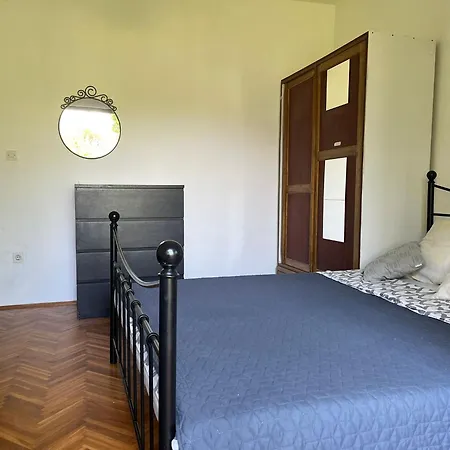 Bright & Spacious Two-bedroom Apartment